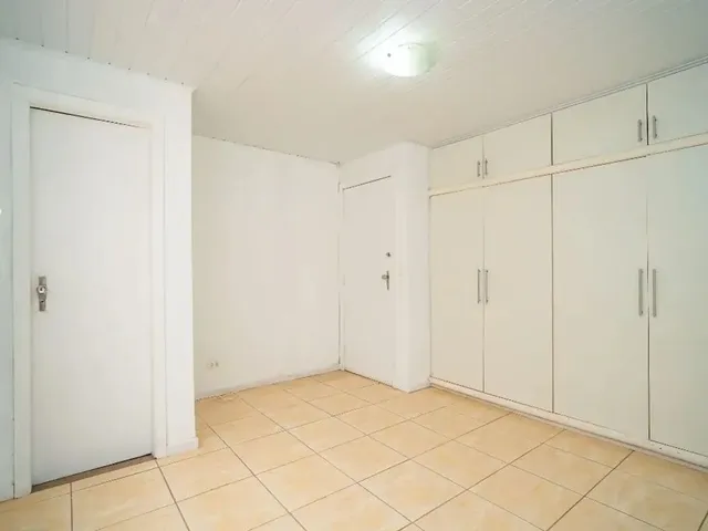 Casa com 238m² 3 quartos e 3 banheiros, à venda, no bairro Ahú em Curitiba