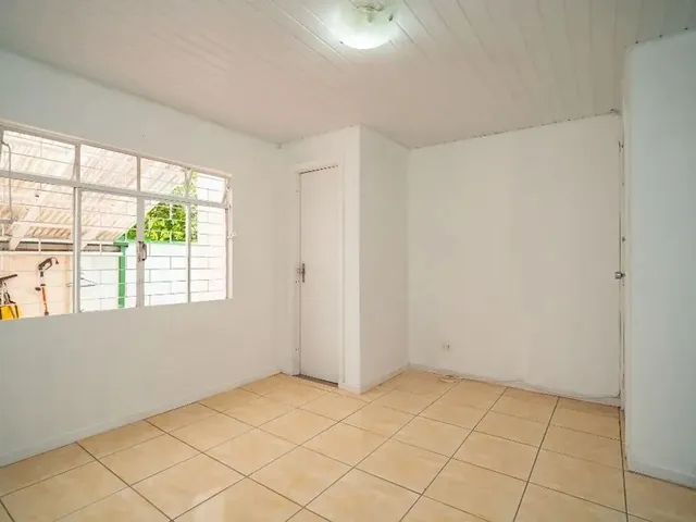 Casa com 238m² 3 quartos e 4 banheiros, à venda, no bairro Ahú em Curitiba