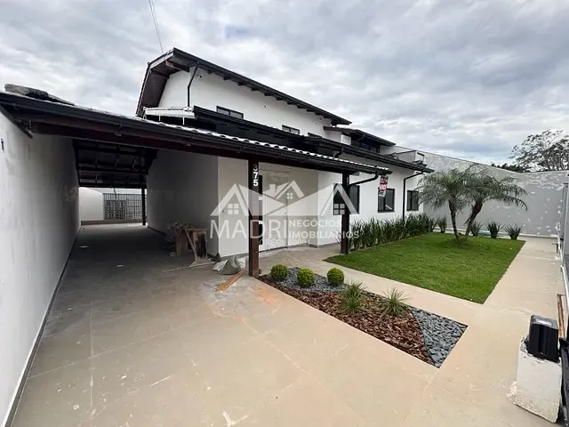 Casa com 356m² 4 quartos e 2 banheiros, à venda, no bairro Centro em Palhoça