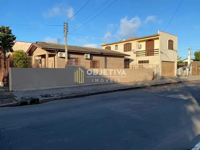 Casa com 300m² 5 quartos e 2 banheiros, à venda, no bairro Sarandi em Porto Alegre