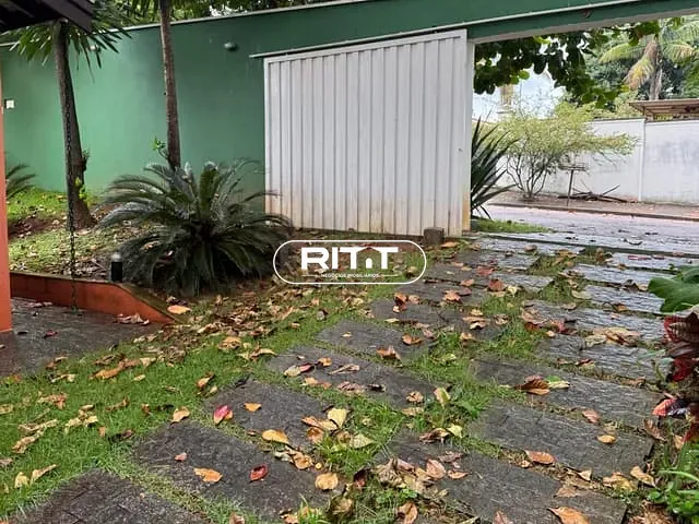 Casa com 860m² 4 quartos e 3 banheiros, à venda, no bairro Parque Lausanne em Valinhos