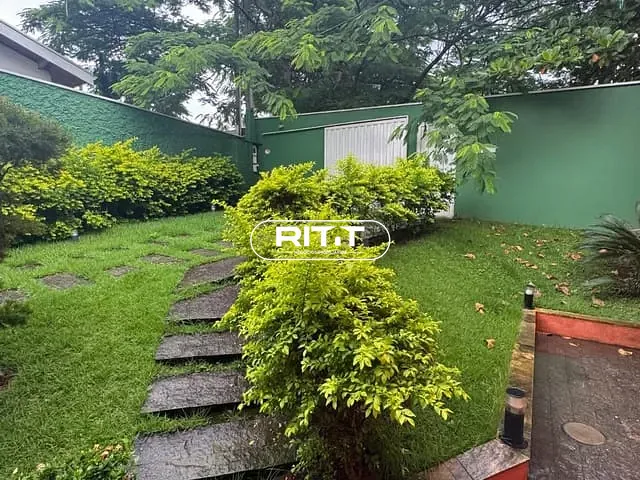Casa com 860m² 4 quartos e 3 banheiros, à venda, no bairro Parque Lausanne em Valinhos