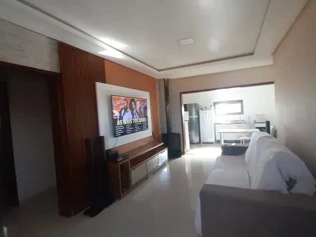 Casa com 300m² 2 quartos e 1 banheiro, à venda, no bairro Três Vendas em Pelotas