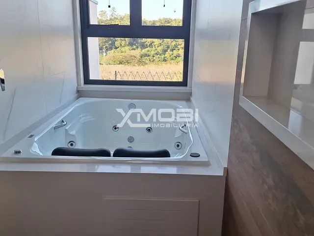 Casa com 150m² 3 quartos e 4 banheiros, à venda, no bairro Bosque dos Jacarandás em Jundiaí