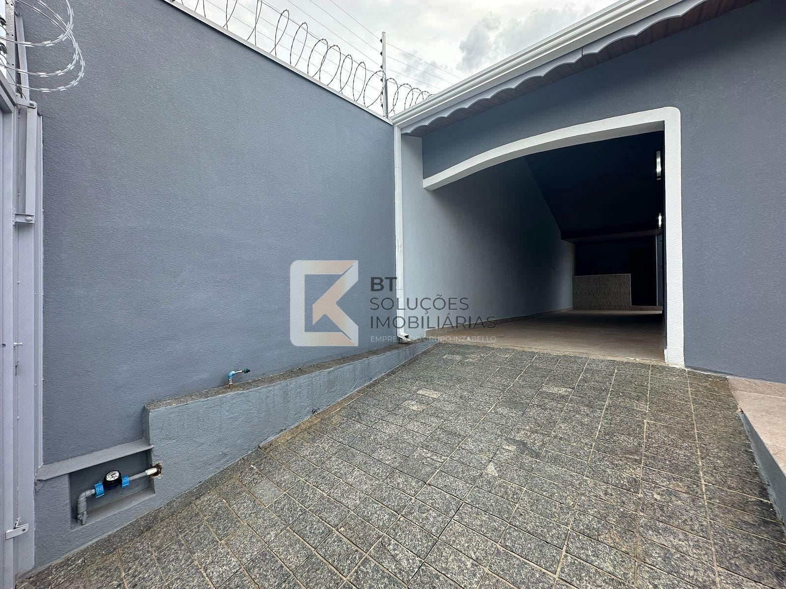 Casa à venda com 2 quartos, 127m² - Foto 3