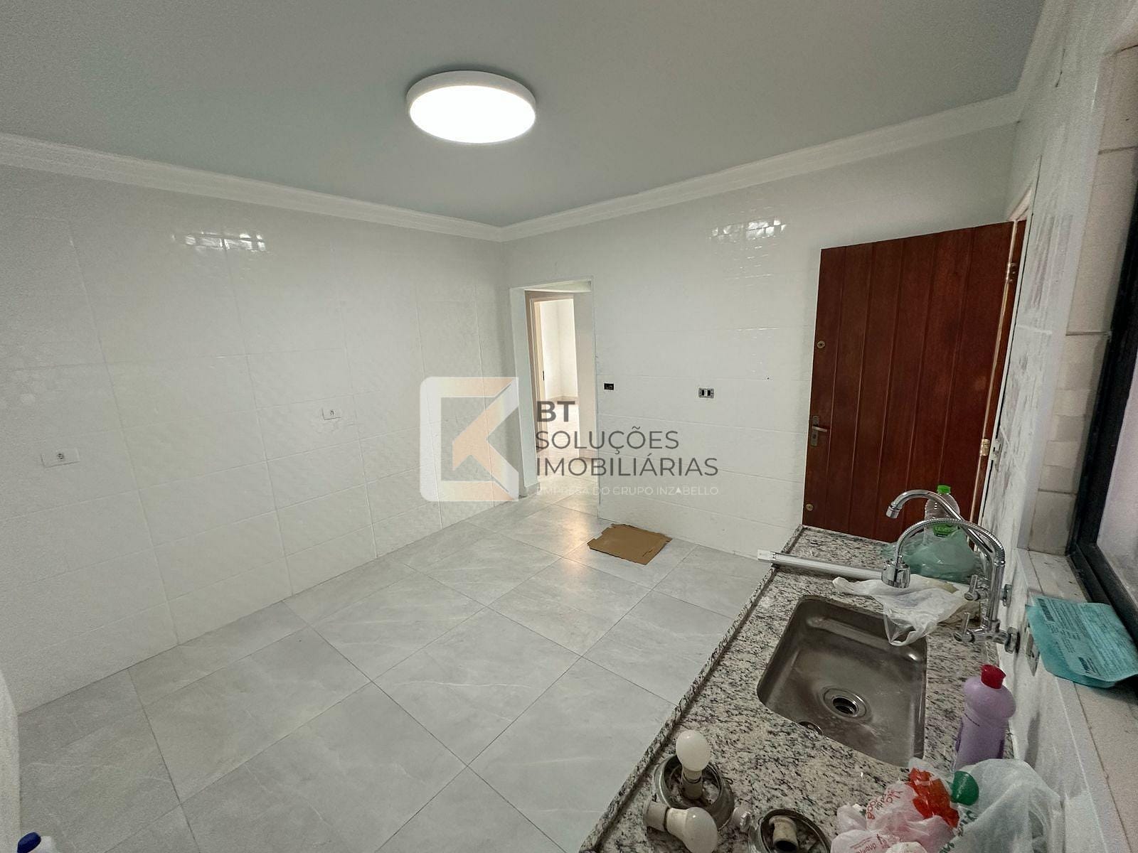 Casa à venda com 2 quartos, 127m² - Foto 10