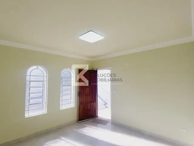 Casa com 250m² 2 quartos e 2 banheiros, à venda, no bairro Vila São José em Indaiatuba