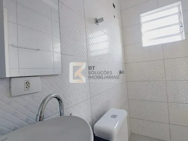 Casa com 250m² 2 quartos e 2 banheiros, à venda, no bairro Vila São José em Indaiatuba