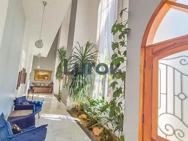 Casa com 804m² 4 quartos e 7 banheiros, à venda ou para alugar, no bairro Chácaras São Bento em Valinhos