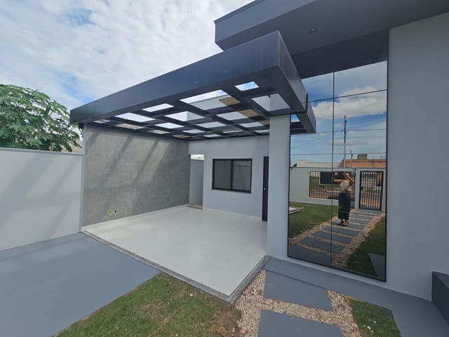 Casa com 300m² 3 quartos e 1 banheiro, à venda, no bairro Parque Amazonas em Sinop