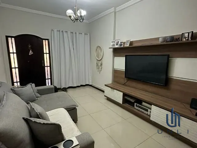 Casa 3 quartos e 4 banheiros, à venda, no bairro Retiro em Volta Redonda
