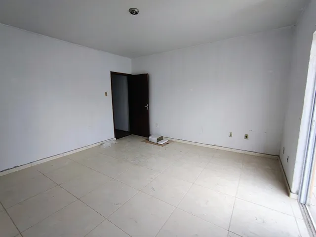 Casa com 173m² 3 quartos e 1 banheiro, à venda, no bairro Centro em Pelotas