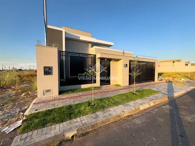 Casa 3 quartos e 4 banheiros, à venda, no bairro Residencial Riviera Suíça II em Sinop
