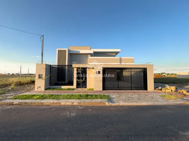 Casa 3 quartos e 4 banheiros, à venda, no bairro Residencial Riviera Suíça II em Sinop