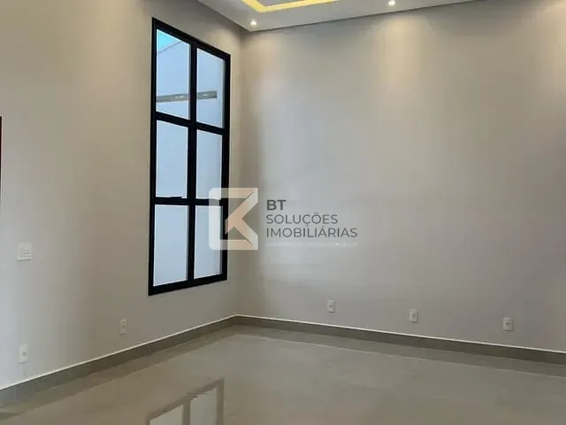 Casa 3 quartos e 2 banheiros, à venda, no bairro Jardim Monte Carlo em Indaiatuba