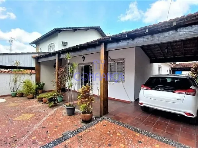 Casa com 304m² 3 quartos e 1 banheiro, à venda, no bairro Campo Grande em Rio de Janeiro
