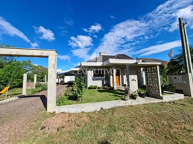Casa 3 quartos e 2 banheiros, à venda, no bairro São Caetano em Arroio do Meio