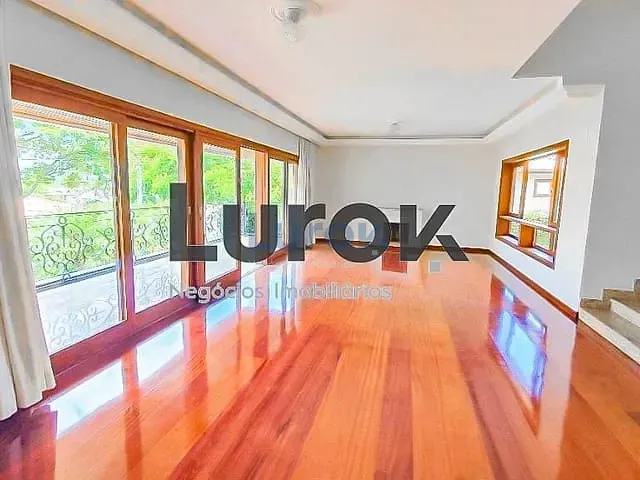 Casa com 1027m² 4 quartos e 6 banheiros, à venda, no bairro Joapiranga em Valinhos