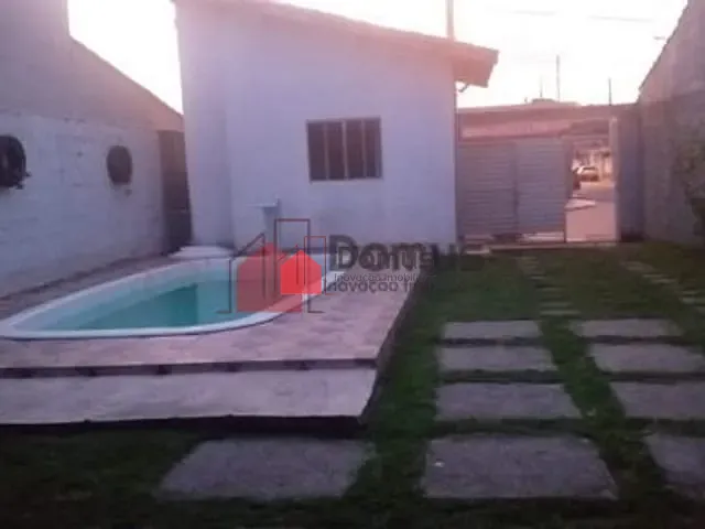Casa com 225m², à venda, no bairro Pedro Leme em Roseira
