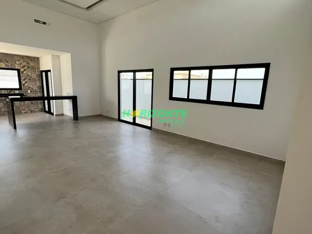 Casa com 300m² 3 quartos e 4 banheiros, à venda, no bairro Residencial Terras Do Vale em Caçapava