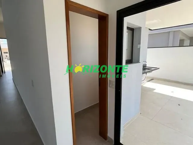 Casa com 300m² 3 quartos e 4 banheiros, à venda, no bairro Residencial Terras Do Vale em Caçapava
