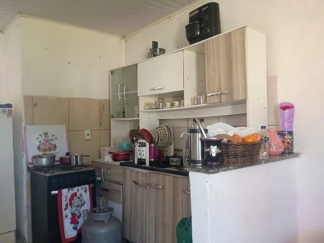 Casa com 196m² 2 quartos e 1 banheiro, à venda, no bairro Laranjal em Pelotas