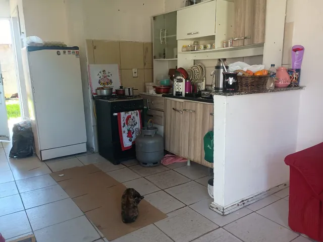 Casa com 196m² 2 quartos e 1 banheiro, à venda, no bairro Laranjal em Pelotas