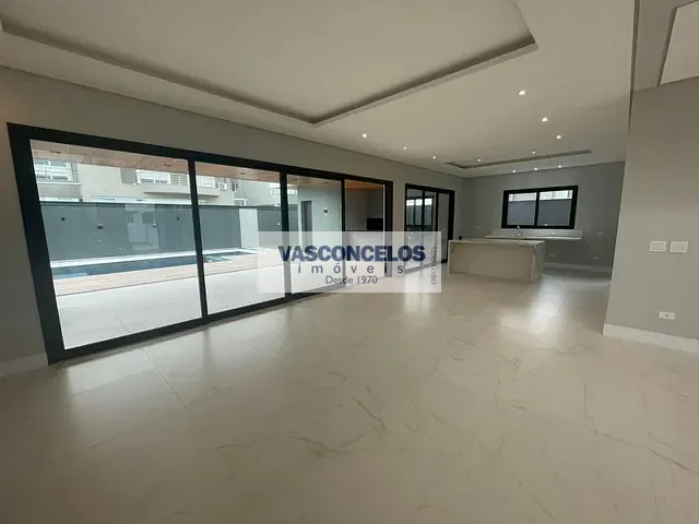 Casa com 450m² 5 quartos e 6 banheiros, à venda, no bairro Jardim do Golfe em São José dos Campos