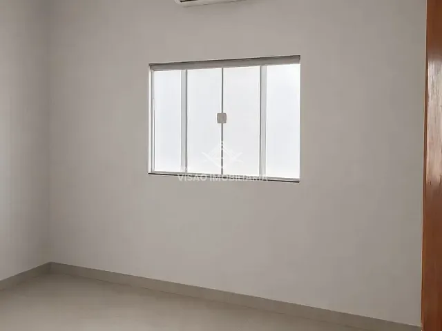 Casa 2 quartos e 1 banheiro, à venda, no bairro Sonhalto Videira em Sinop