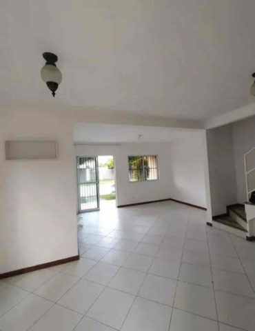 Casa 3 quartos e 3 banheiros, à venda, no bairro Loteamento Sonho Dourado em Campos dos Goytacazes