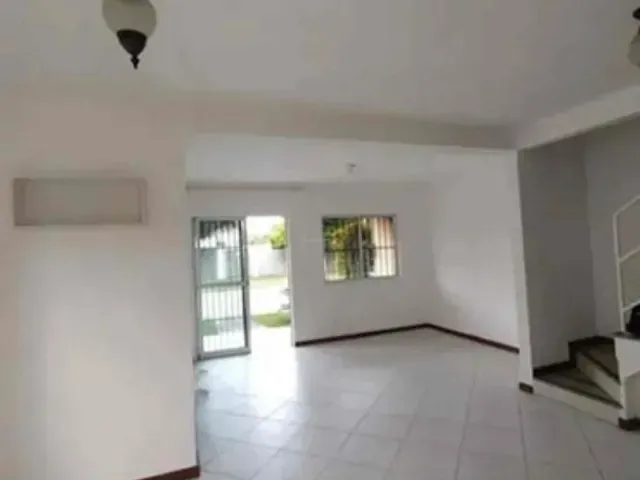 Casa 3 quartos e 3 banheiros, à venda, no bairro Loteamento Sonho Dourado em Campos dos Goytacazes