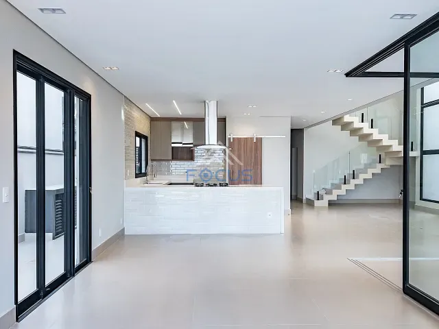 Casa com 400m² 3 quartos e 5 banheiros, à venda, no bairro Nações em Valinhos