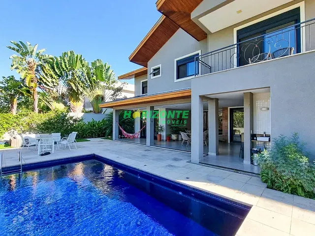 Casa com 800m² 4 quartos e 5 banheiros, à venda, no bairro Condomínio Reserva do Paratehy em São José dos Campos