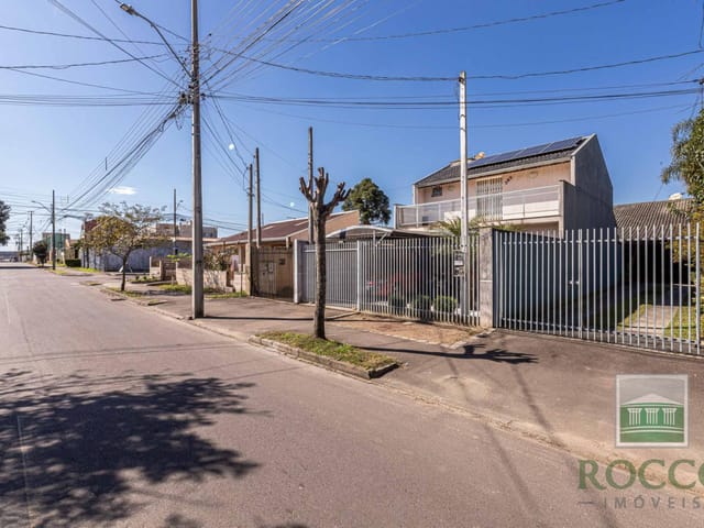 Casa 3 quartos e 2 banheiros, à venda, no bairro Iná em São José Dos Pinhais