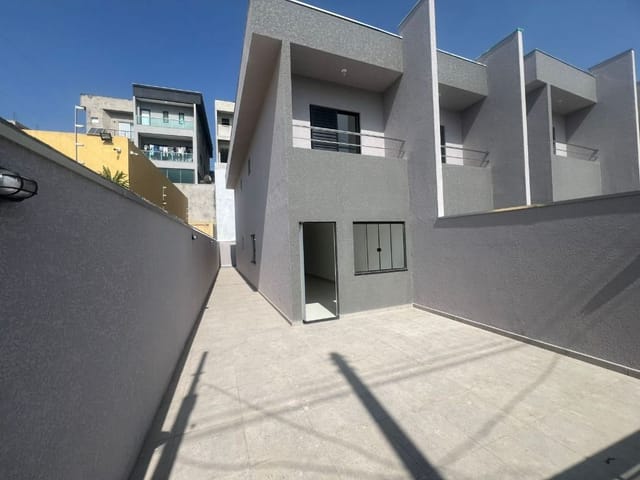 Casa com 120m² 2 quartos e 3 banheiros, para alugar, no bairro Portais (Polvilho) em Cajamar