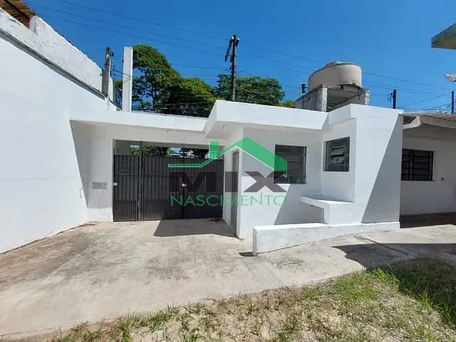 Casa com 50m² 1 quarto e 1 banheiro, para alugar, no bairro Taboão em Diadema