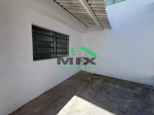 Casa com 50m² 1 quarto e 1 banheiro, para alugar, no bairro Taboão em Diadema