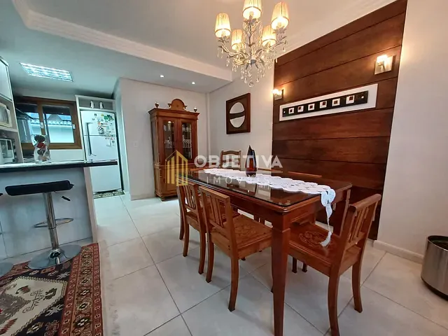 Casa com 258m² 3 quartos e 2 banheiros, à venda, no bairro Boa Vista em Novo Hamburgo