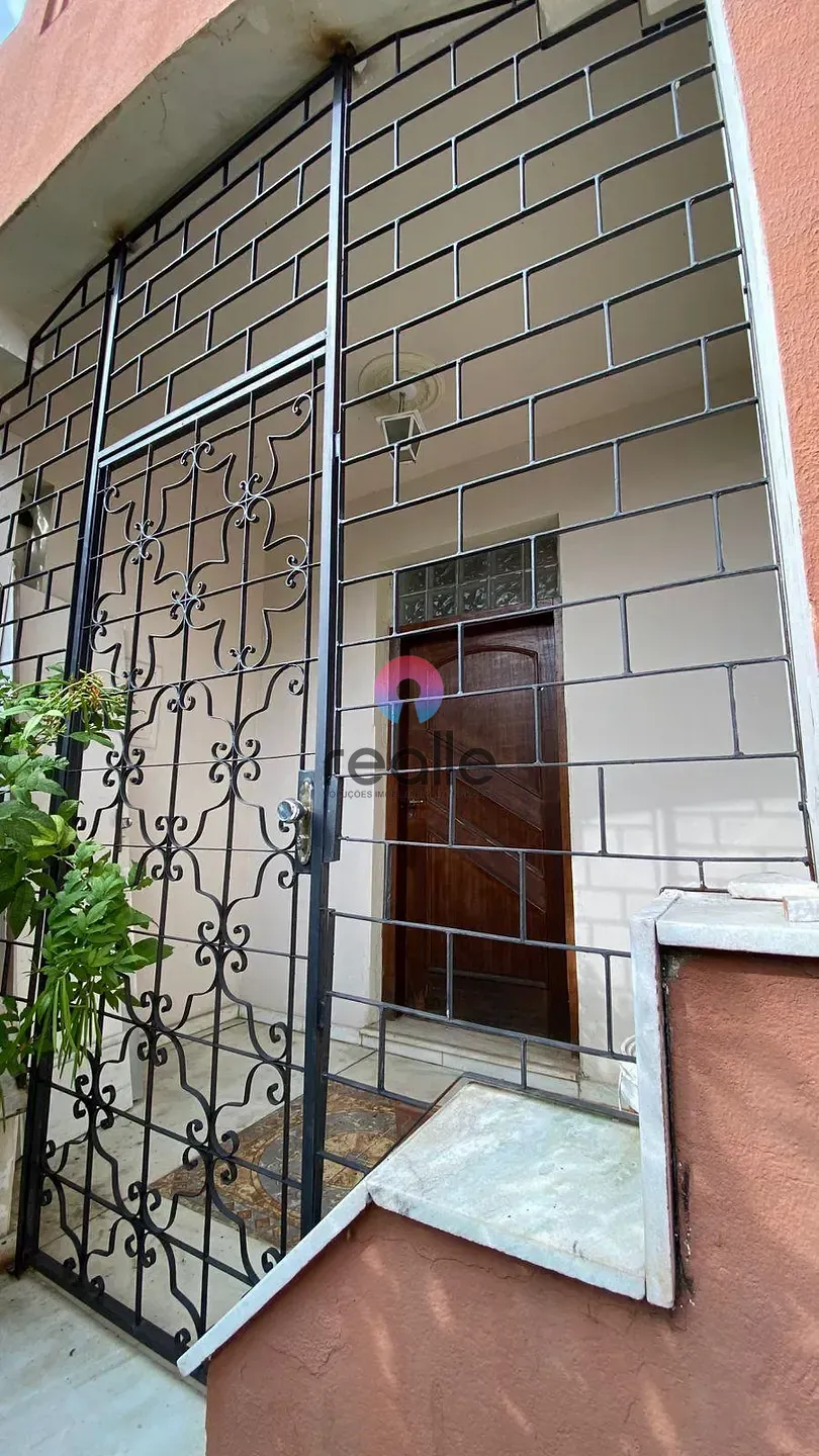 Casa, 3 quartos, 170 m² - Foto 1