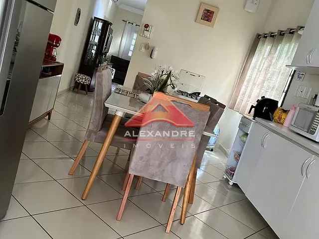 Casa com 125m² 3 quartos e 2 banheiros, à venda, no bairro Residencial Armando Moreira Righi em São José dos Campos