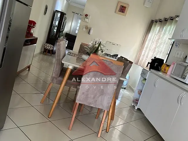 Casa com 125m² 3 quartos e 2 banheiros, à venda, no bairro Residencial Armando Moreira Righi em São José dos Campos