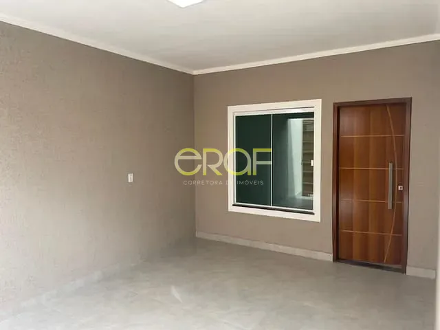 Casa 3 quartos e 2 banheiros, à venda, no bairro Parque da Colina I em Formosa