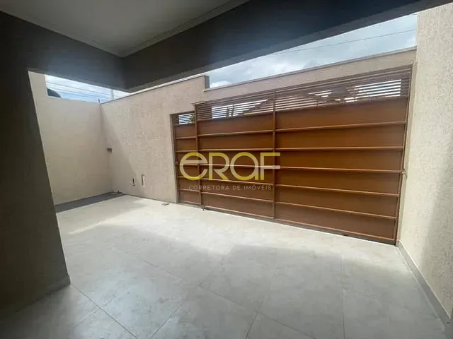 Casa 3 quartos e 2 banheiros, à venda, no bairro Parque da Colina I em Formosa