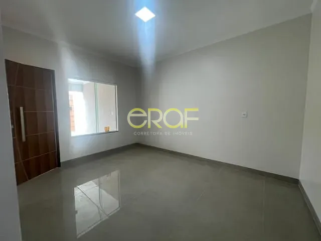 Casa 3 quartos e 2 banheiros, à venda, no bairro Parque da Colina I em Formosa