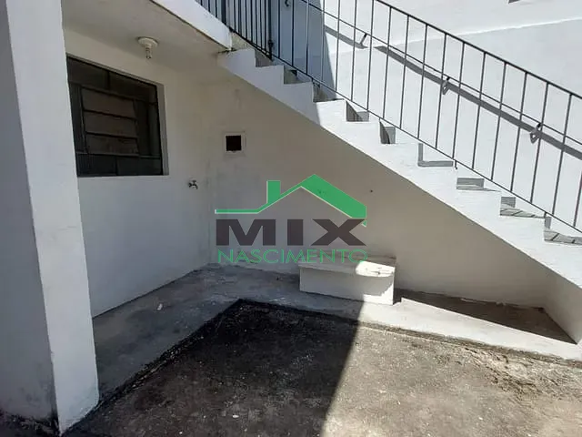 Casa com 50m² 1 quarto e 1 banheiro, para alugar, no bairro Taboão em Diadema