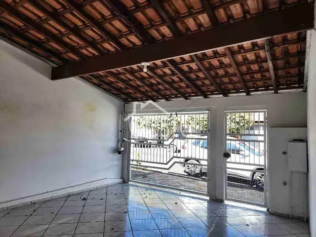 Casa com 125m² 2 quartos e 2 banheiros, à venda, no bairro Residencial Parque Santa Rosa II em Santa Bárbara D'Oeste