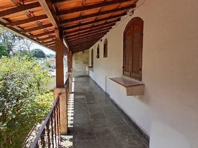 Casa com 238m² 4 quartos e 3 banheiros, à venda, no bairro Alípio de Melo em Belo Horizonte