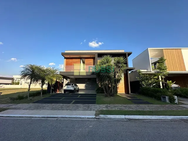 Casa com 450m² 4 quartos e 6 banheiros, à venda, no bairro Jardim do Golfe em São José dos Campos