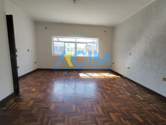 Casa com 300m² 3 quartos e 3 banheiros, à venda, no bairro Jardim Sônia em Jaguariúna