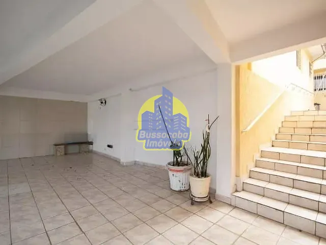 Casa com 205m² 4 quartos e 3 banheiros, à venda, no bairro Bela Vista em Osasco